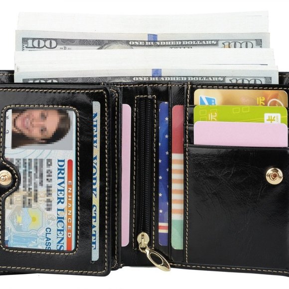 WOMENS BLACK TRI-FOLD LEATHER WALLET,  ID WINDOWS, 13 CREDIT CARD SLOTS - Picture 1 of 7